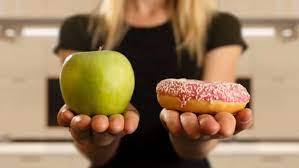 Cómo Combatir los Antojos: Evita la Comida Chatarra